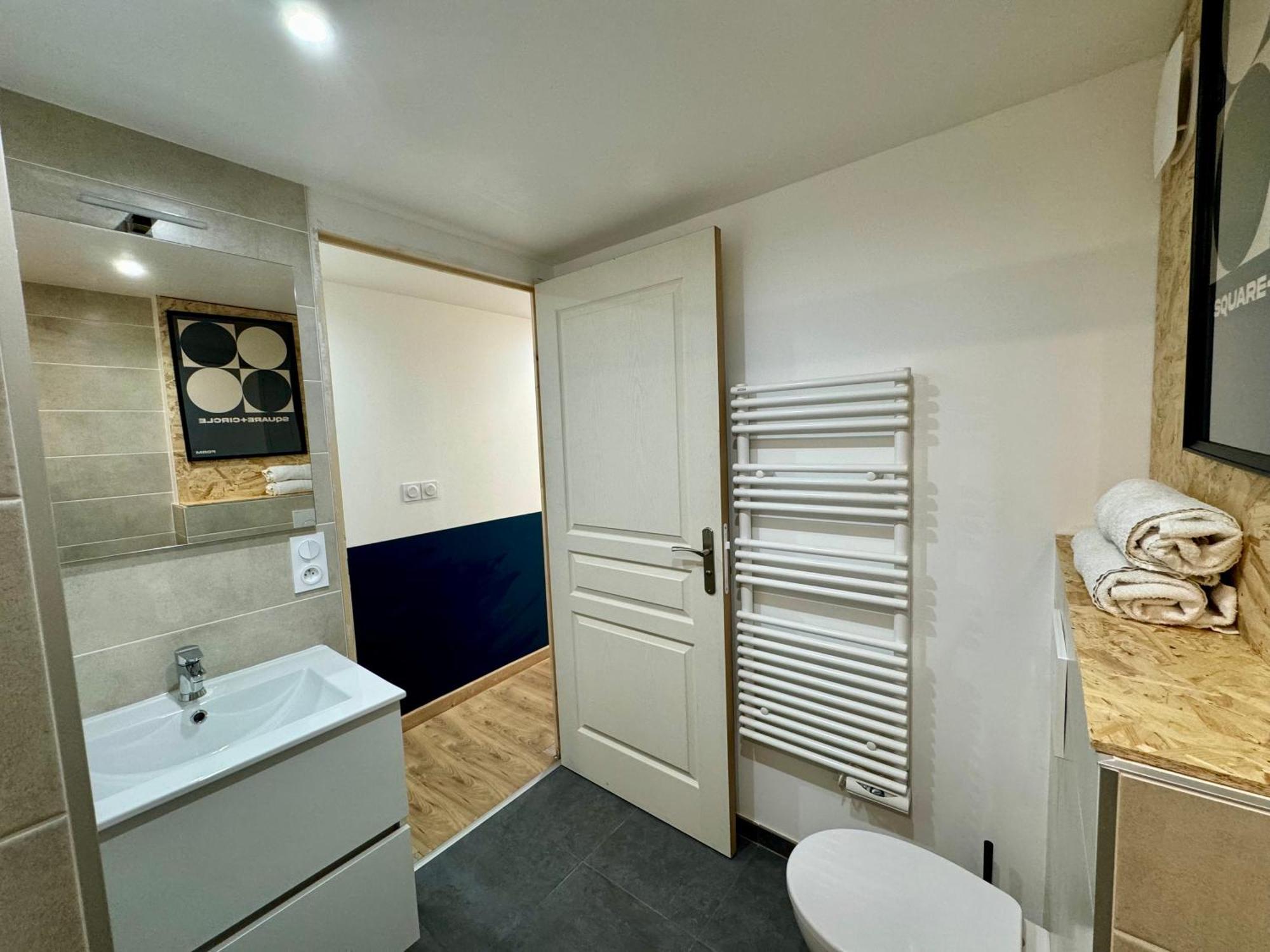 Suite Elias Villeurbanne Dış mekan fotoğraf